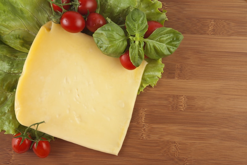 Photo 1618164436241 4473940d1f5c